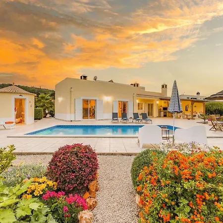 Karibou With Fruit Garden And Private Pool
