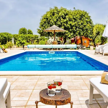 Villa Karibou With Fruit Garden And Private Pool *