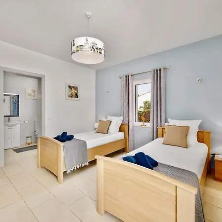 Karibou With Fruit Garden And Private Pool * Benafim